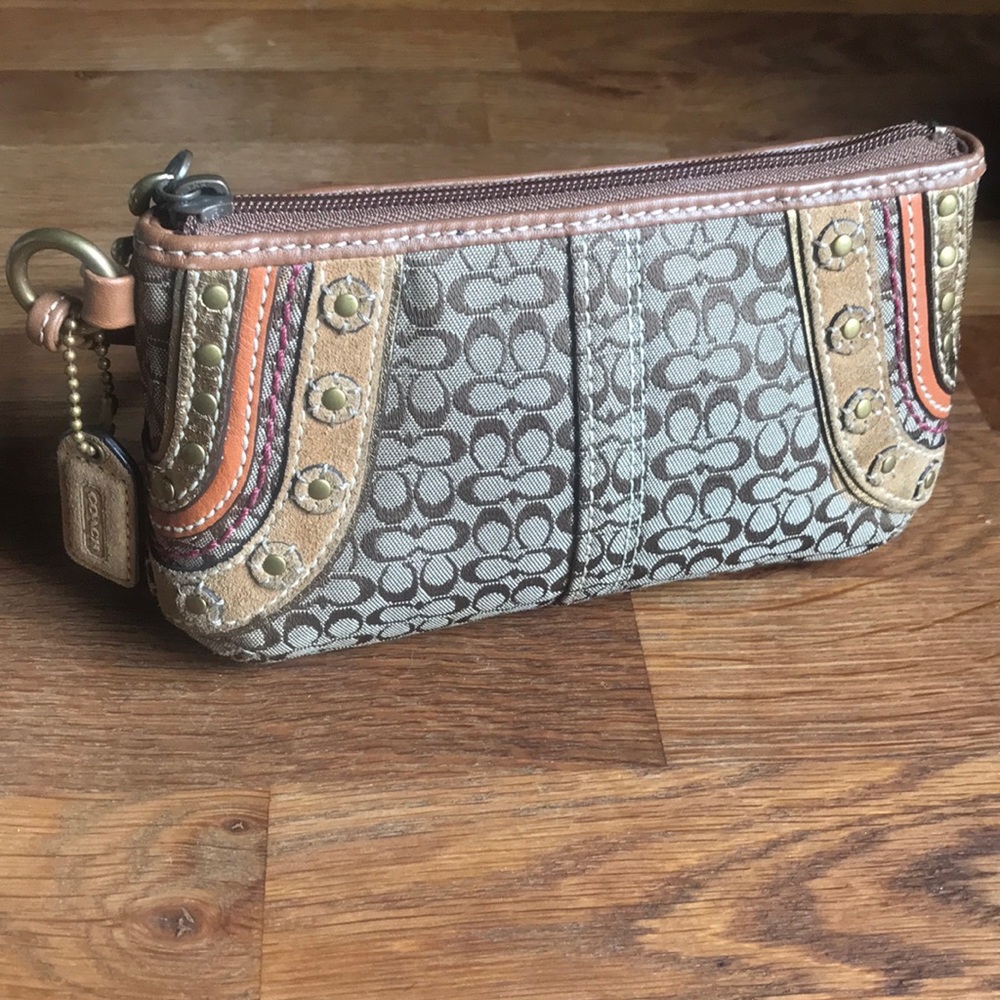 COACH small wristlet in signature print